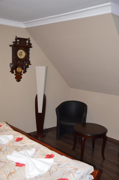 Palatin Apartment Cachtice Luaran gambar